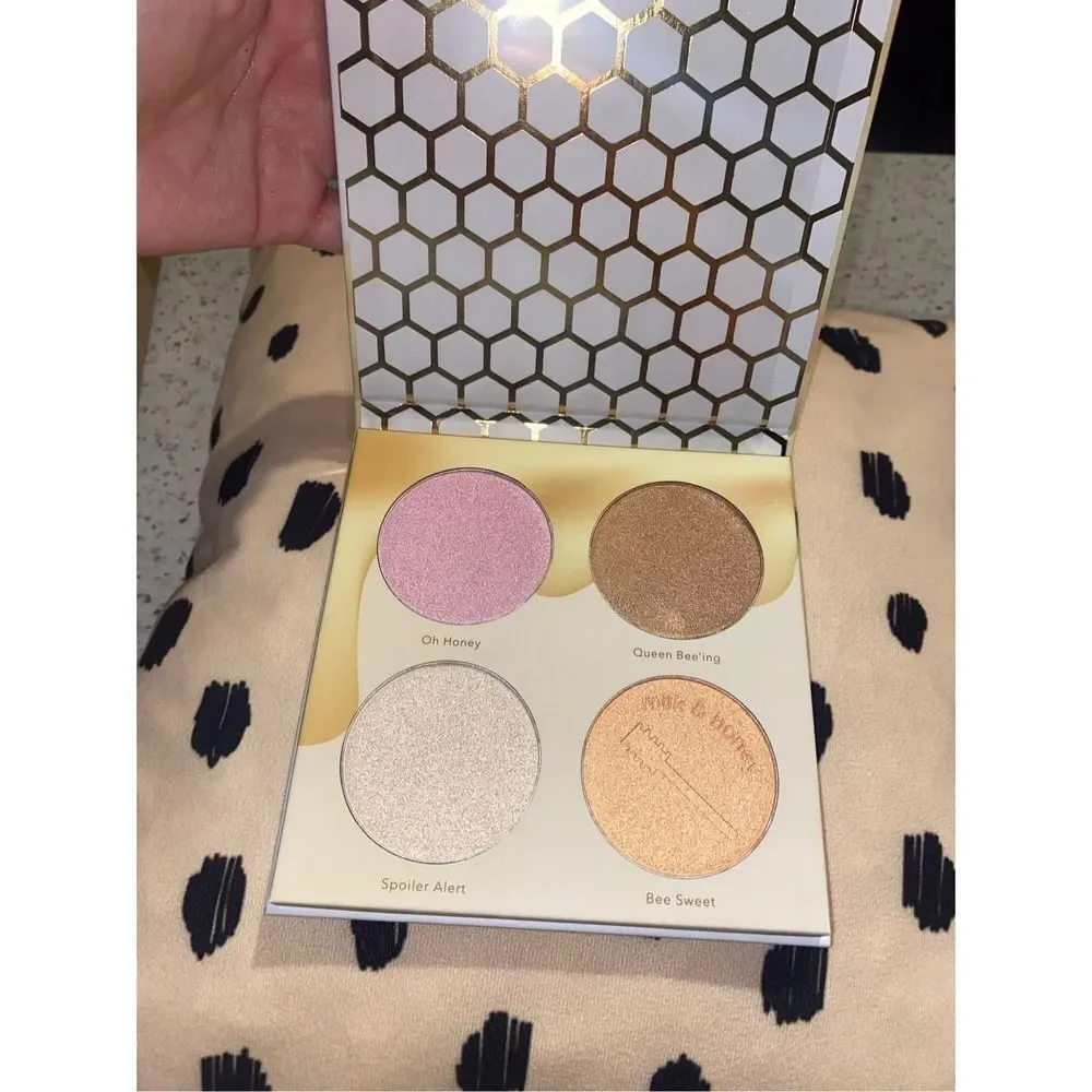 Beauty Bakerie Milk & Honey Highlighting Four Color Palette NIB